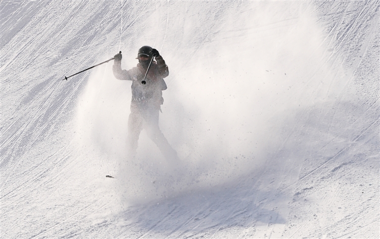 滑雪高风险运动保险如何买？