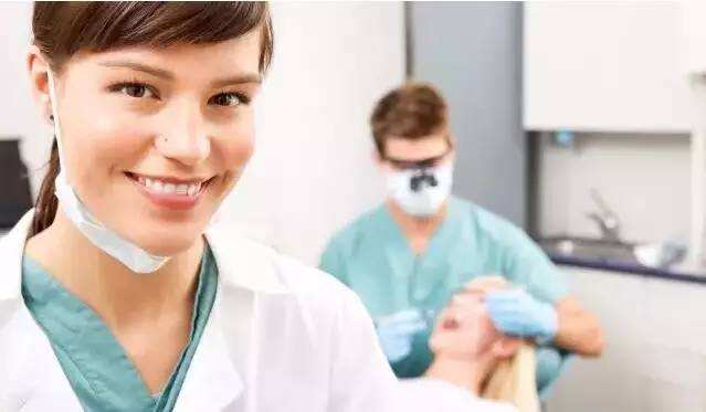 什么是意外牙科保险？平安附加意外牙科险介绍