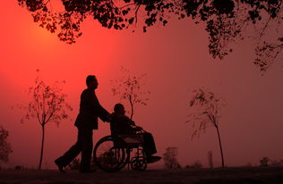 长期护理保险试点开展，保障失能老人生活