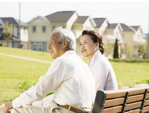 50-60岁的老人专属保险有哪些？