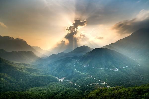 香港富通保险什么险种好呢，要怎么投保