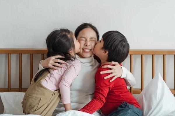 为什么跑香港买保险