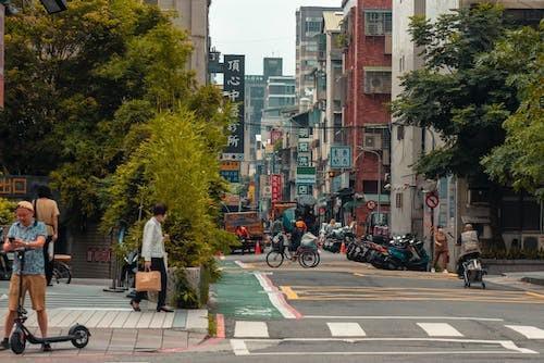 香港商业保险报销需要哪些材料，多久到账