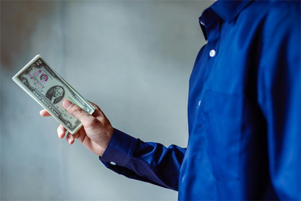 医保报销后多久可以到账？附进度查询与加速技巧！