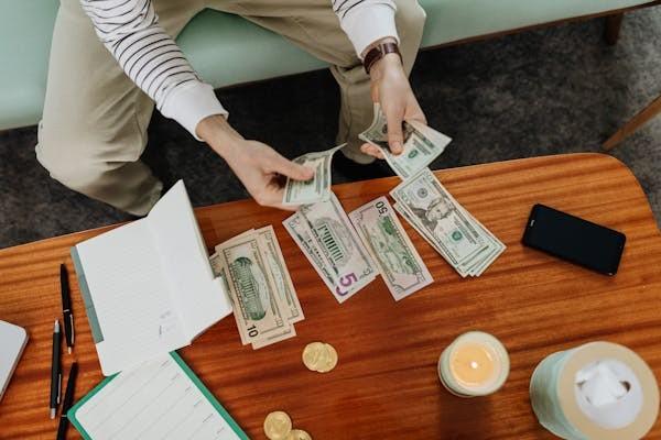分红险能退本金吗？退保的操作建议？