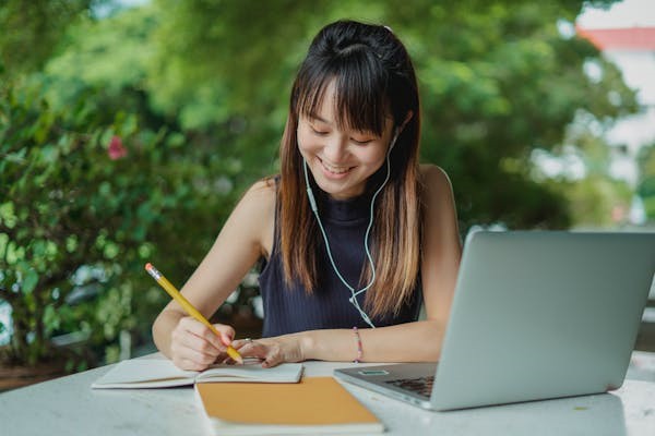什么是犹豫期后退保？退保还能全额退吗？
