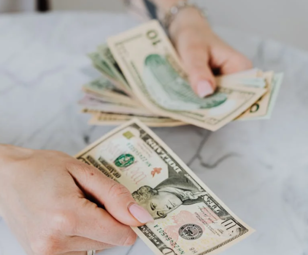 定期寿险2025哪个保险公司比较好？选择保险公司需要注意什么？