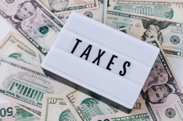 重疾险每年交6000交了4年退保退多少？退保流程是什么？